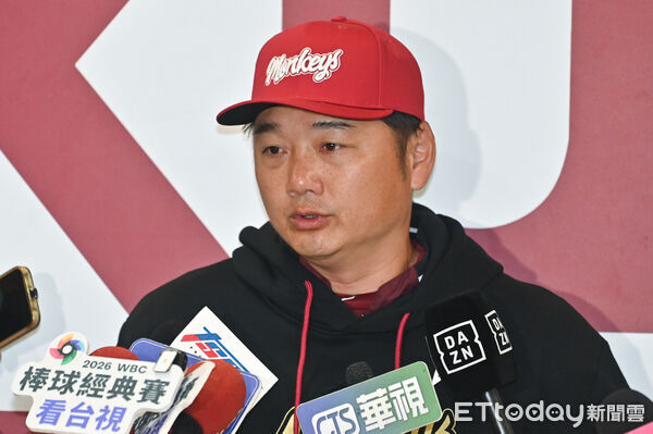 ▲▼2026樂天桃猿開訓，總教練曾豪駒。（圖／記者李毓康攝）