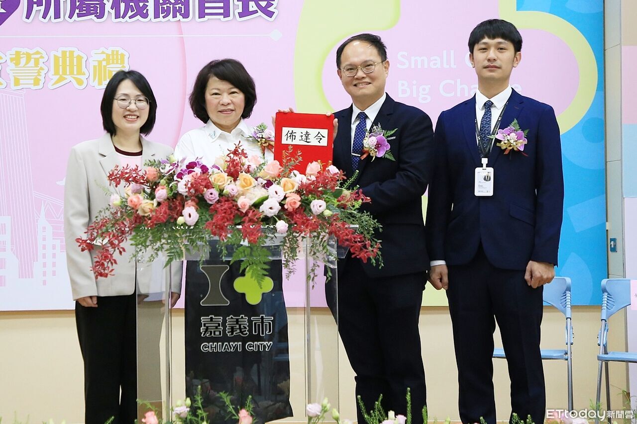 黃敏惠主持勞工及青年發展處佈達 強化跨域施政