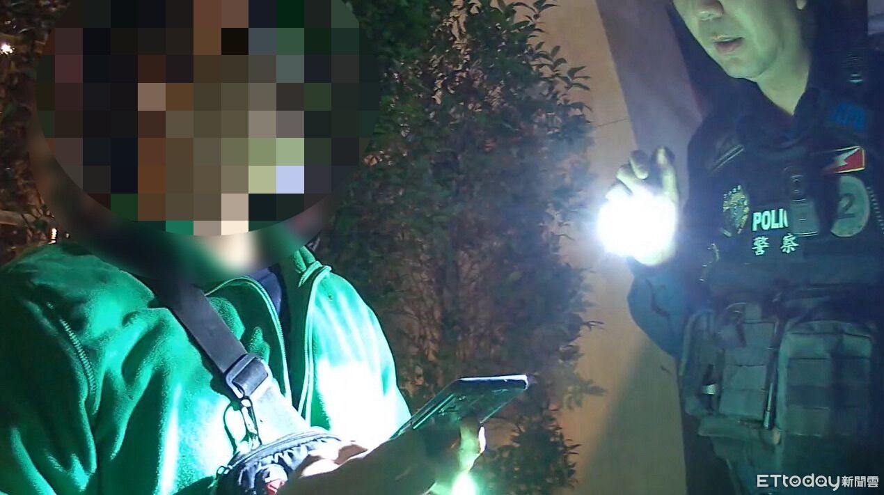 閃躲動作太大露餡!通緝犯躲2年 抽菸遇警「驚嚇過度」被逮