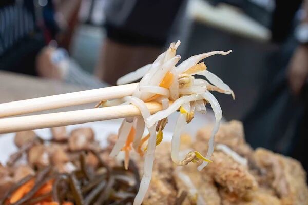 ▲▼高雄假日吃不到的超強豬排飯。（圖／部落客美熊提供）