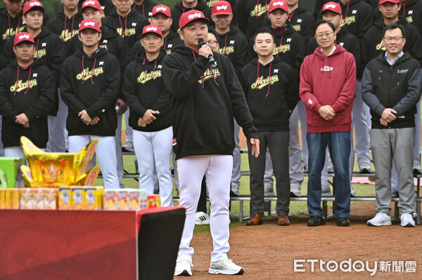 ▲▼2026樂天桃猿開訓，總教練曾豪駒。（圖／記者李毓康攝）