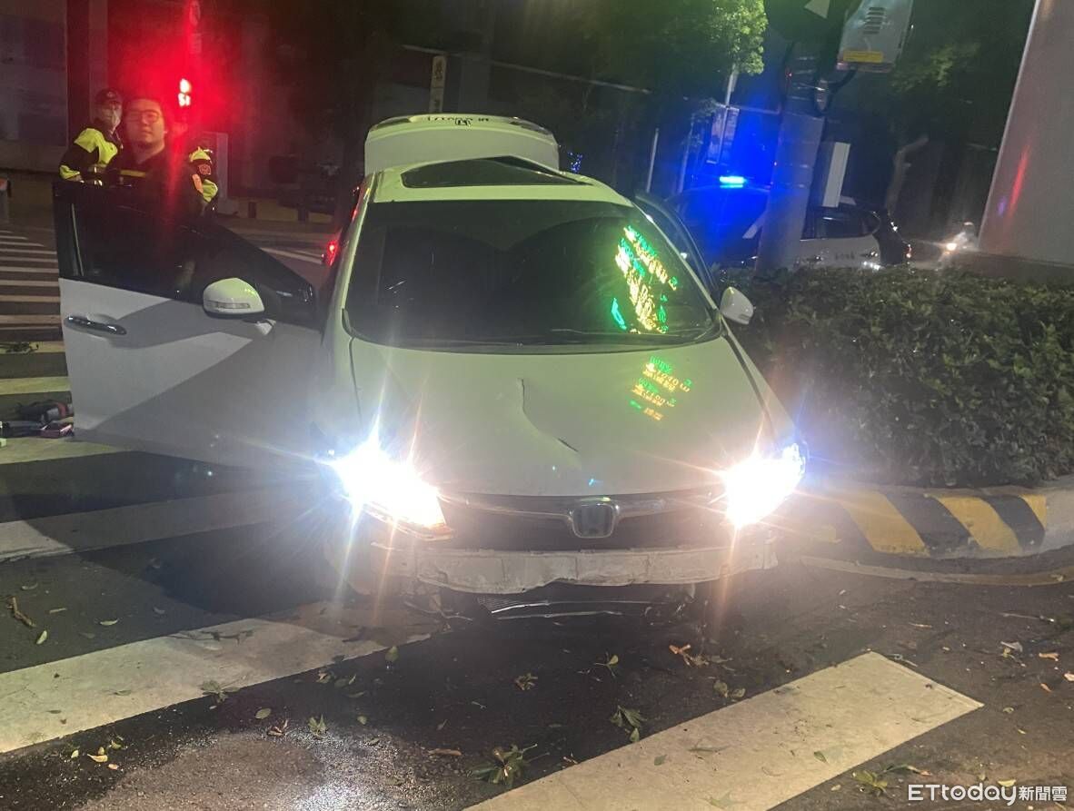 台中毒男拒檢撞警雙腳受傷 警開槍壓制逮人!他孬喊:歹勢啦