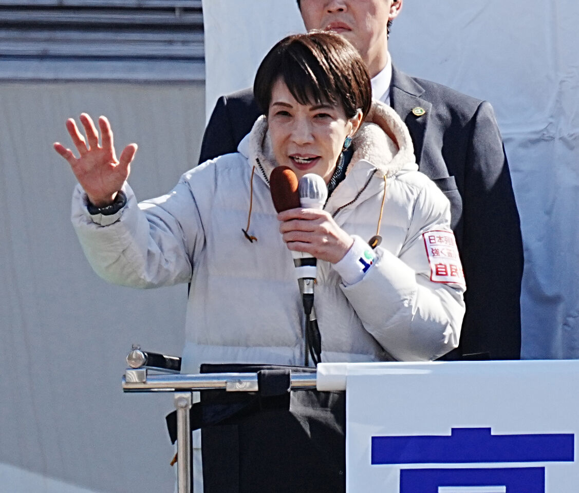 注重女人禁制傳統!高市早苗「不登相撲擂臺」頒獎:盼守護文化