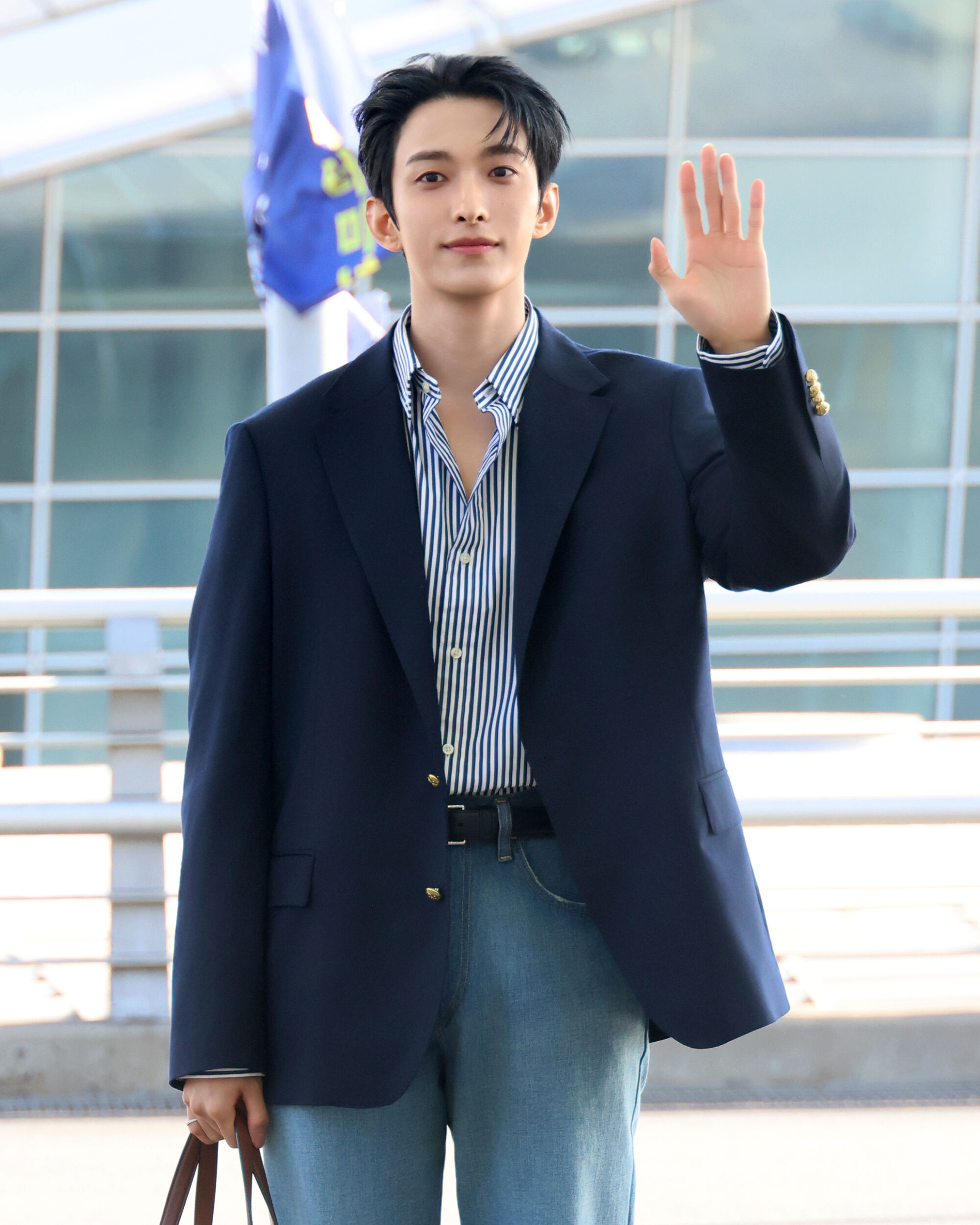 SEVENTEEN DK與Becky澳洲賽前機場街拍 Ralph Lauren西裝亮眼造型