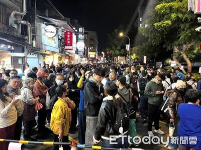 物調券加倍效益發酵　台中市場夜市湧現排隊人潮
