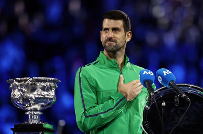 澳網決賽10勝0敗紀錄告終　喬科維奇仍幽默盛讚艾卡拉茲：未來10年會常見