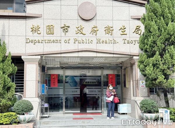 ▲桃園市衛生局指出，新春期間如有長照需求，可撥打「1966」長照服務專線或透過衛生局建置之智慧長照資訊系統線上預約。（圖／記者沈繼昌攝）