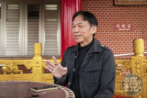 台股多頭總司令張錫表示，台積電財報表現超好，持股盡量不賣，下跌還可再加碼。