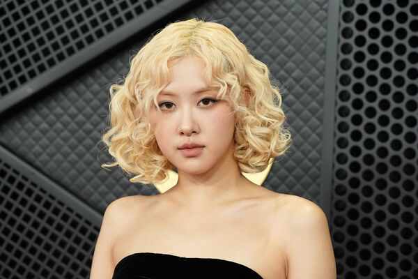 ▲葛萊美紅毯－Chappell Roan、BLACKPINK 成員 Ros&eacute;、Lady Gaga、獵魔女團、小賈斯汀。（圖／達志影像／美聯社）