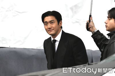 大S生前人緣極佳! SJ始源日本飛奔金寶山「獻花致意」