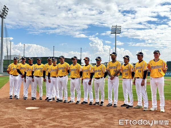 ▲中信兄弟2026年二軍教練團。（圖／記者蔡厚瑄攝）