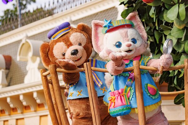 ▲香港迪士尼樂園「達菲與好友同萌遊」將於3月20日登場。（圖／業者提供）