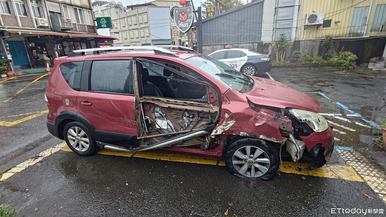 從五結到壯圍2連撞!宜蘭29歲男酒駕拒檢被壓制 搜出喪屍煙彈