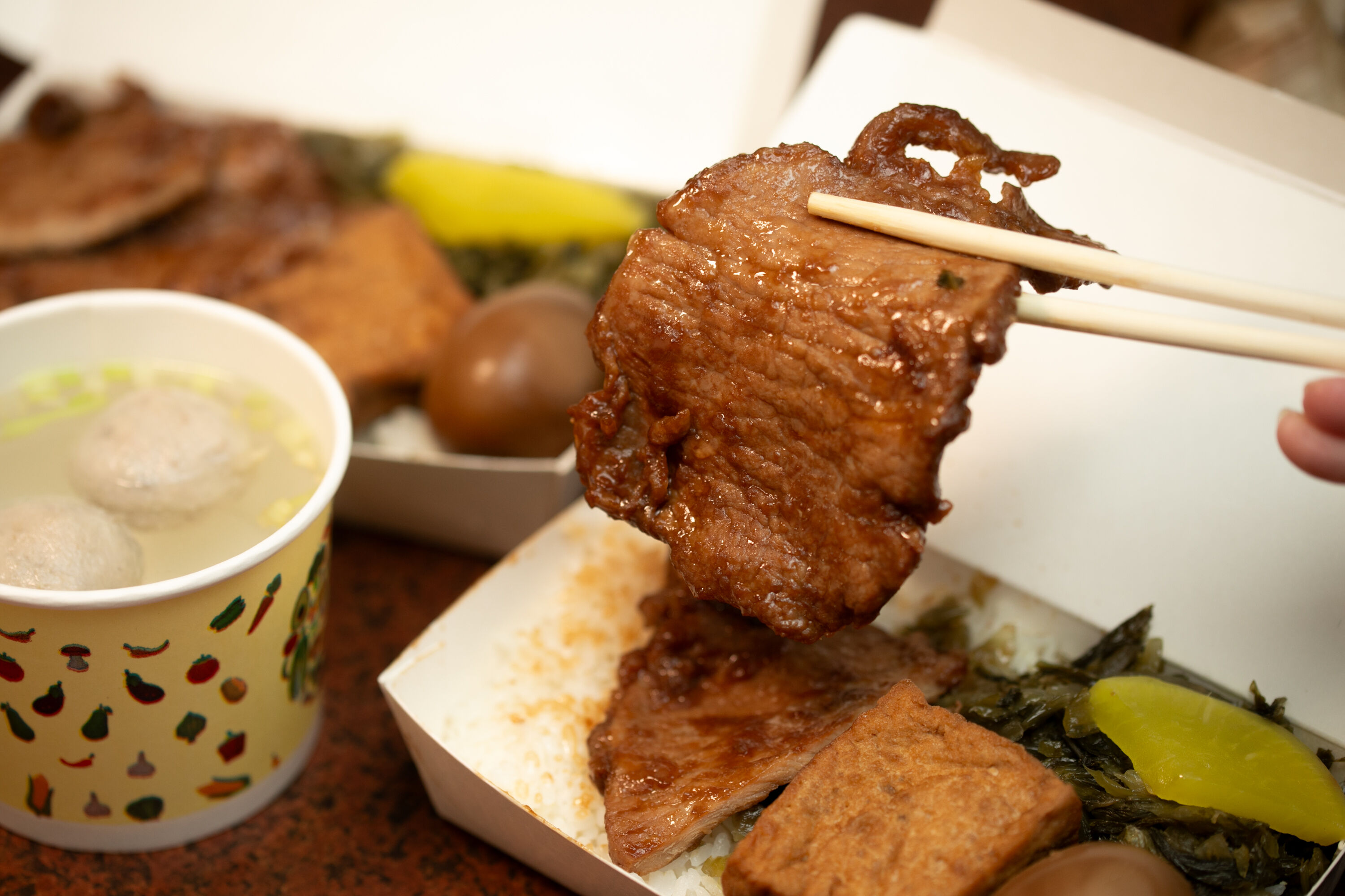 ▲▼苗栗-承光便當。（圖／記者周宸亘攝）