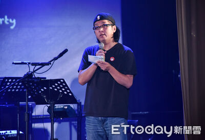 袁惟仁靈堂開放時間、地點曝光！　家屬慟發訃聞「公開長眠地」