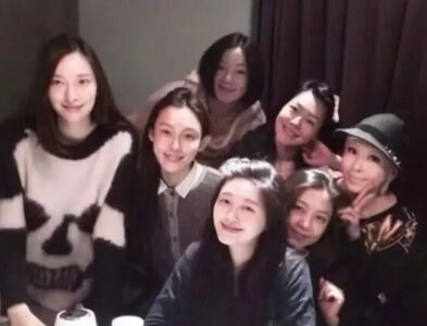 「七仙女」獨缺Makiyo未現身追思大S掀討論！　經紀人親上火線回應