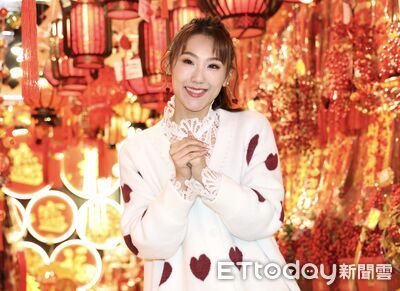 豬哥亮大腸癌逝...愛女謝金晶突爆「胸部冒3公分腫塊」緊急做穿刺檢查