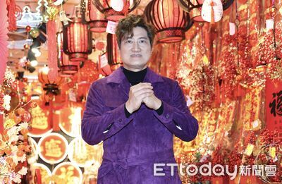 老婆被爆讓兒子隨地尿　男星震撼宣布「暫退歌壇」：活得太累了