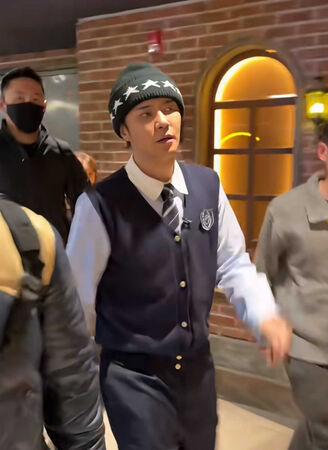 獨家／羅志祥超寵粉上海簽書會7小時簽不停　行程滿檔加插錄影工作