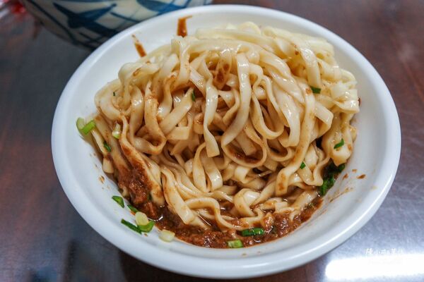 ▲▼湯城麵食。（圖／部落客陳小可的吃喝玩樂授權提供）