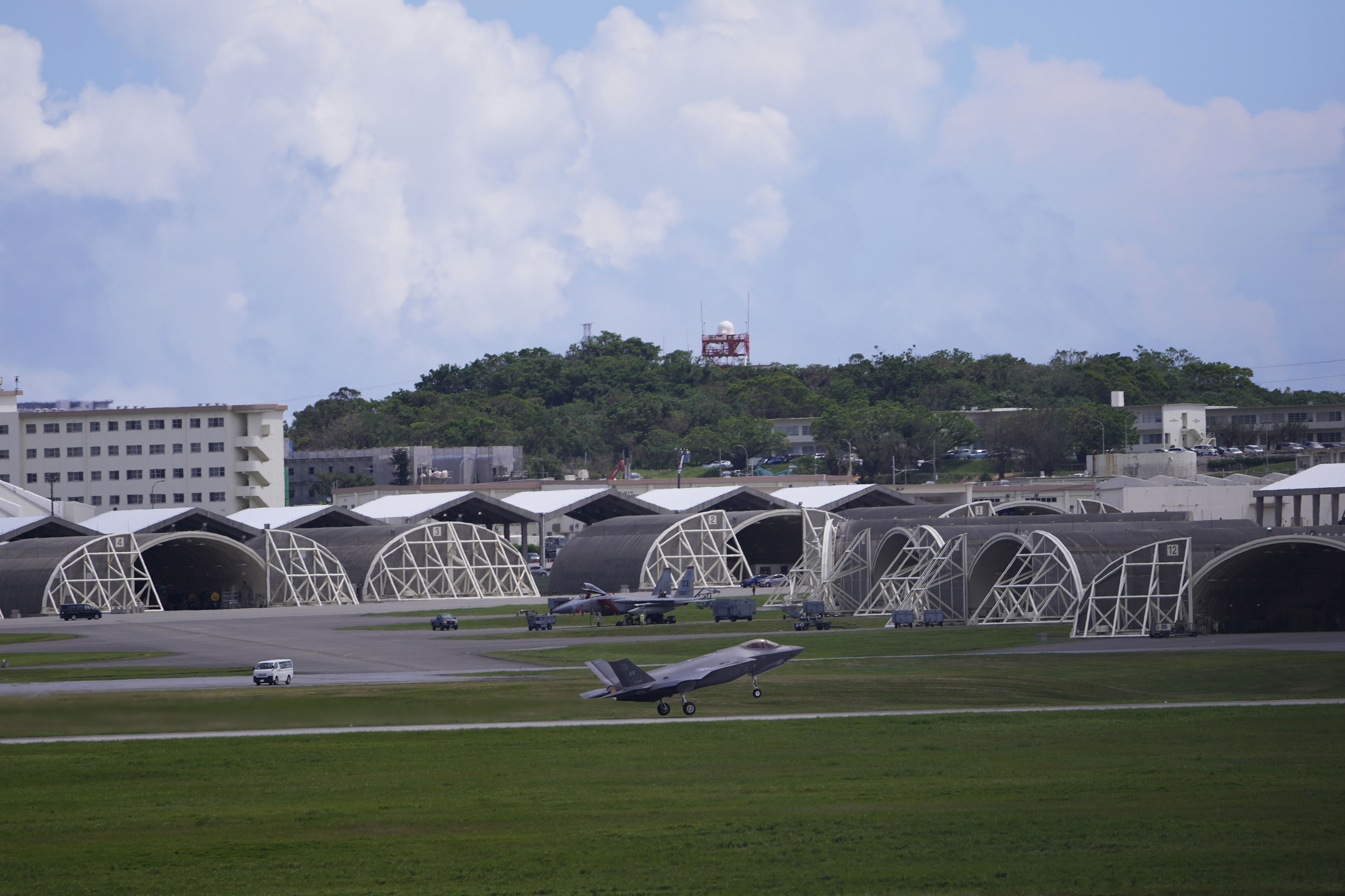 ▲▼位於日本沖繩縣的駐日美軍嘉手納基地。（圖／達志影像／美聯社）