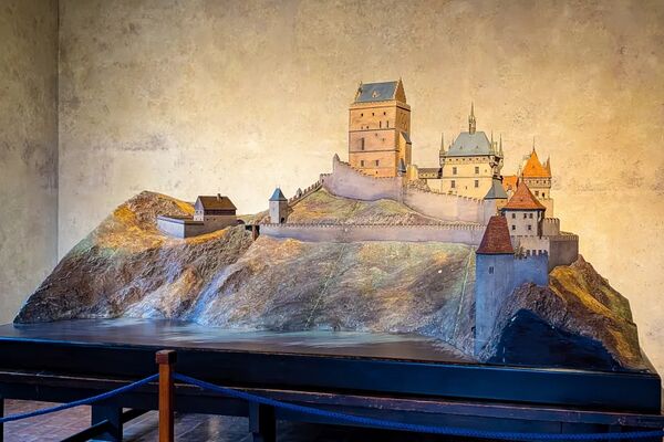 ▲▼卡爾什泰因城堡。（圖／部落客travel with leo授權提供）