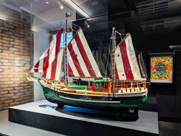 ▲▼百水公寓。（圖／部落客Travel with Leo授權提供）