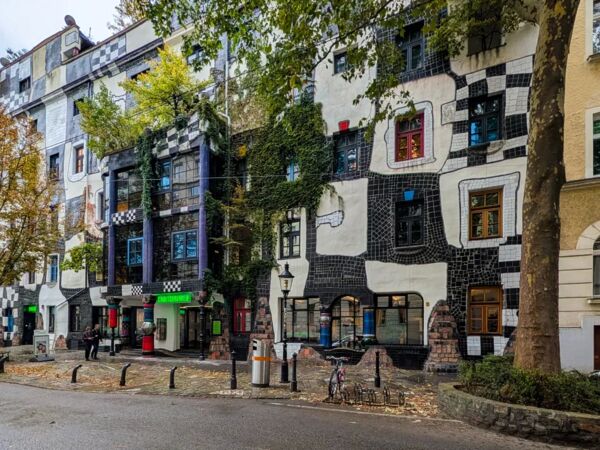 ▲▼百水公寓。（圖／部落客Travel with Leo授權提供）