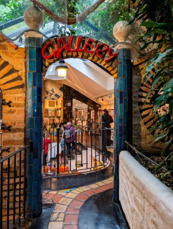 ▲▼百水公寓。（圖／部落客Travel with Leo授權提供）