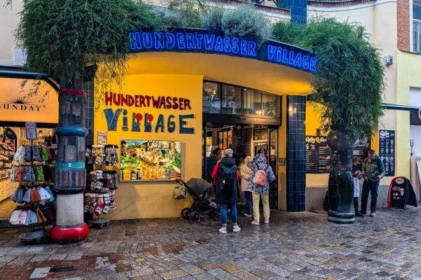 ▲▼百水公寓。（圖／部落客Travel with Leo授權提供）