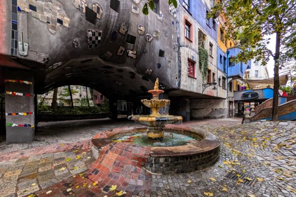 ▲▼百水公寓。（圖／部落客Travel with Leo授權提供）