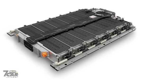 啟動品牌電動化關鍵拼圖　Porsche Cayenne Electric 正式投產