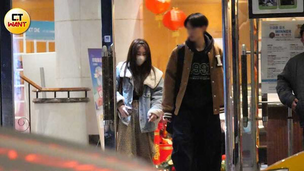 溫馨護花1／棒籃女神若潼深夜唱KTV　帥氣男伴溫馨接送畫面曝光