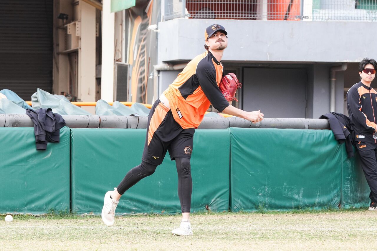 統一獅「新同學」喬登報到　6年資歷布雷克不藏私傳承經驗