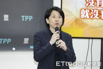 醫指ICU吃緊遭林靜儀批「夢到」 邱慧洳搖頭:坐辦公室檢討前線