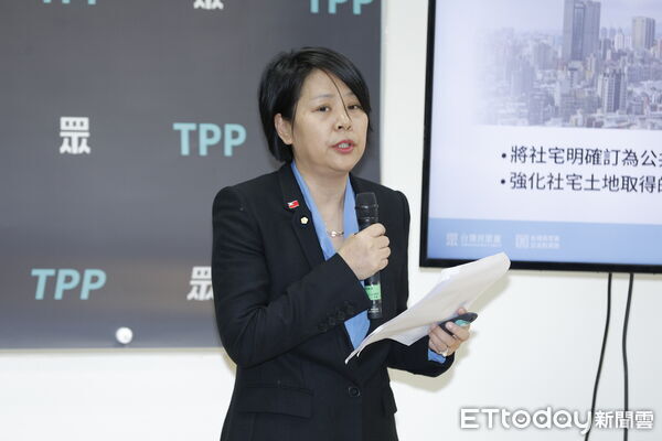 ▲▼民眾黨立法院黨團4日召開新會期優先推動法案記者會，六位新遞補委員陳清龍、王安祥、洪毓祥、李貞秀、吳春綢及邱慧洳，兩位留任立委劉書彬、陳昭姿各自提出自身想要推動的優先法案。（圖／記者湯興漢攝）