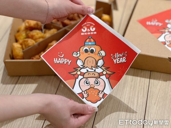 ▲▼繼光香香雞推出2款新春套餐 。（圖／記者蕭筠攝）