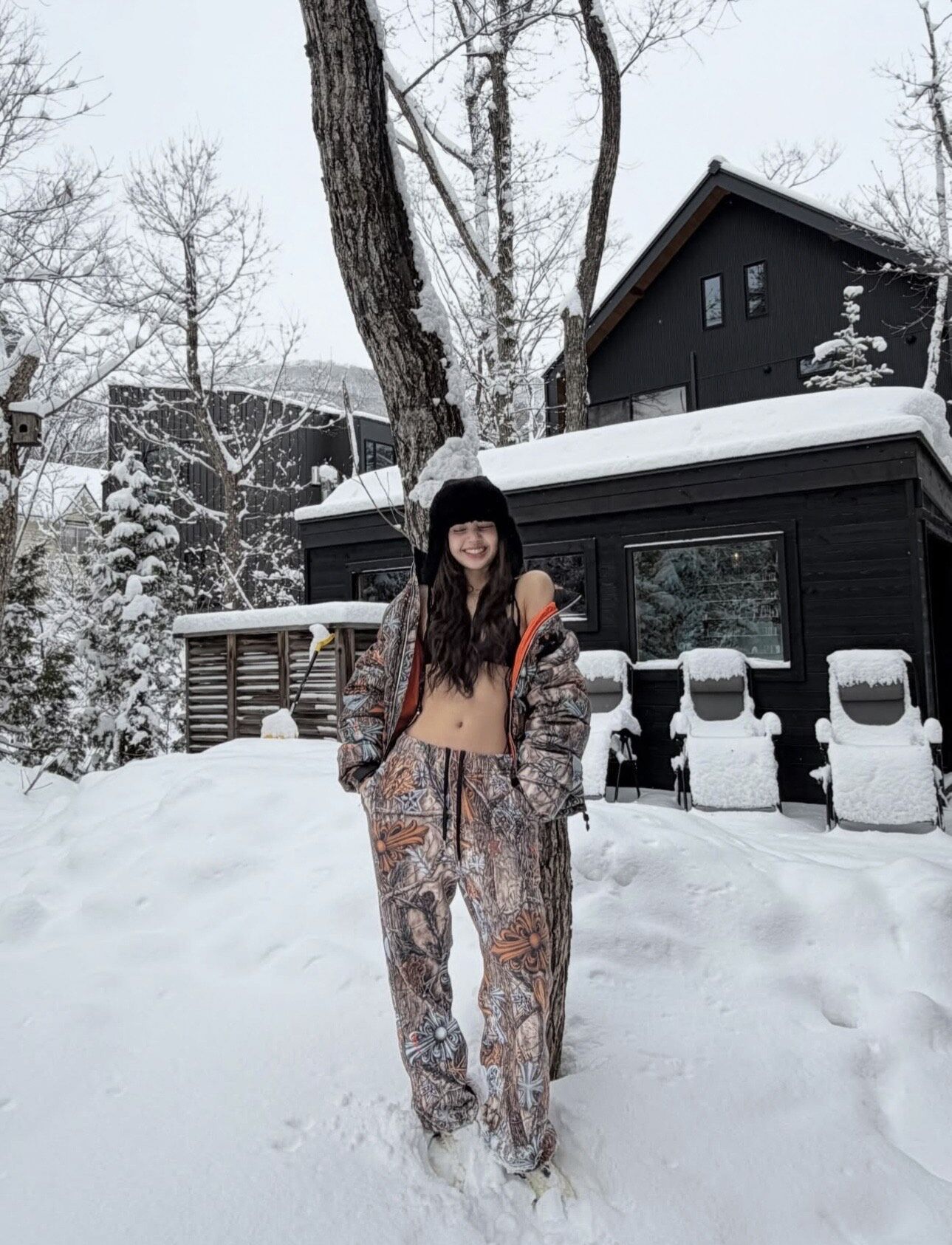 ▲▼Lisa             。（圖／翻攝IG）