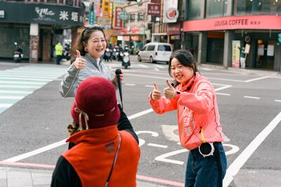 綠新莊議員初選激烈5搶4　吳思瑤跨區力挺「子妹兵」