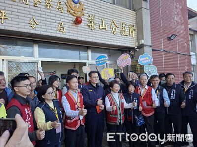 民眾爆胎和平警神救援　盧秀燕收到感謝信深深感動