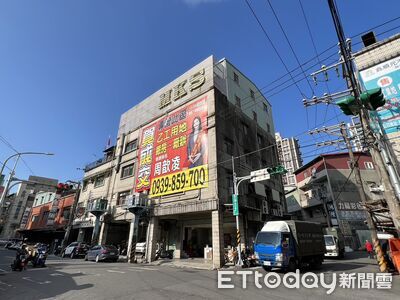 「小蒙牛」中和總部1.4億賣出　火鍋用品大清倉