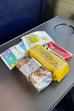 ▲▼宗谷號特快車。（圖／部落客飛天璇的口袋授權提供）