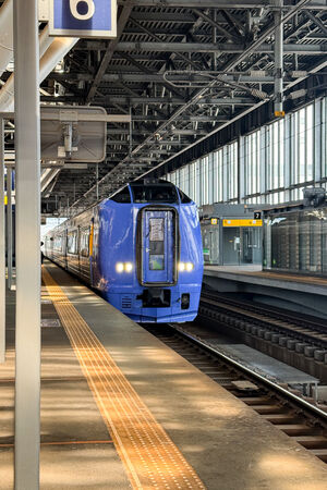 ▲▼宗谷號特快車。（圖／部落客飛天璇的口袋授權提供）