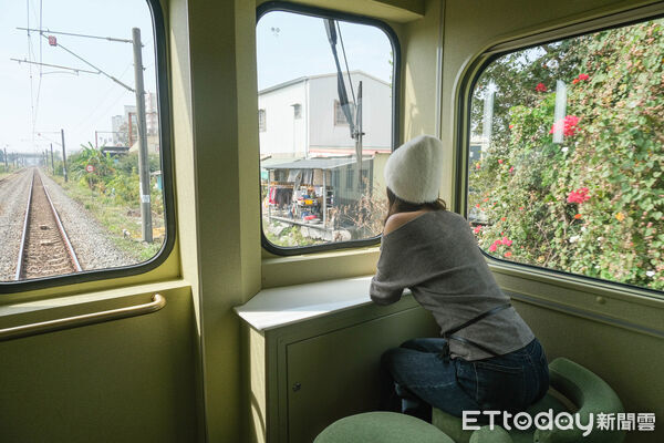 ▲雄獅x台鐵觀光列車「山嵐號」今（4日）正式駛向西部，宣布自4月3日起首度行駛台南至彰化路線,山嵐號。（圖／記者彭懷玉攝）