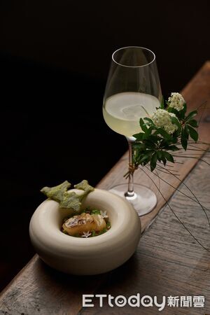 ▲香色「青森干貝／青天霹靂米／梅干菜」。（圖／業者提供）