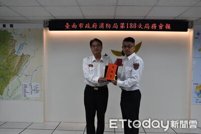 喉頭鏡清異物救回OHCA患者　南市高級救護隊林琦瑋獲頒「生命之星」