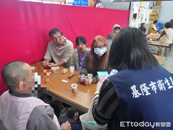 ▲基隆看守所春節前夕面對面懇親。（圖／記者郭世賢翻攝）