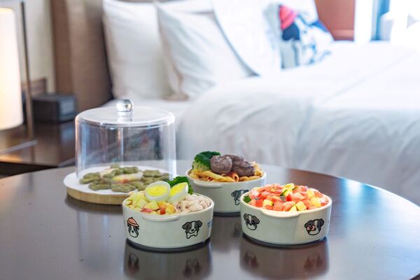 ▲桃園大溪笠復威斯汀度假酒店打造北部飯店首座狗狗專屬戶外空間「威斯汀毛孩樂園」。（圖／業者提供）