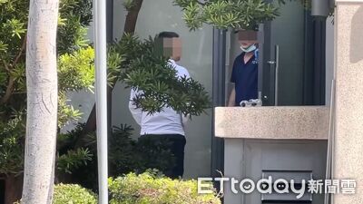 遭少年20槍掃射！茶行是外省幫派堂口　白衣男急衝現場換玻璃