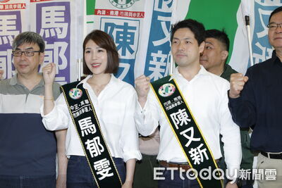 馬郁雯正式登記民進黨議員初選　認有點緊張「希望順利過關」